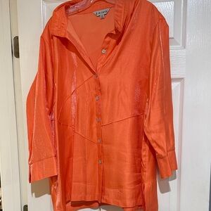 A La Carte Women's Orange Button-Up Top